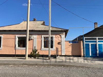 Отдельный дом · 5 комнат · 150 м² · 6 сот., Турсынов 76 — Куаныш базар за 25 млн ₸ в Туркестане