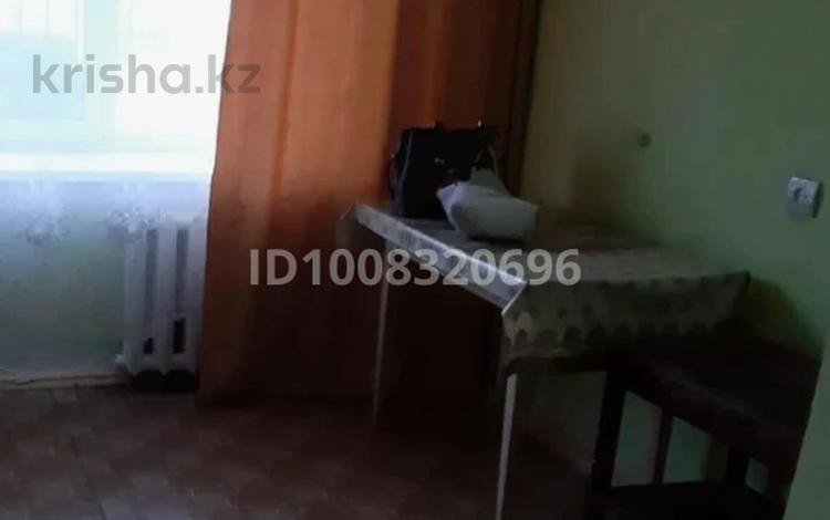 1 бөлме · 13 м², Ауэзова 4, бағасы: 150 000 ₸ в Усть-Каменогорске — фото 2