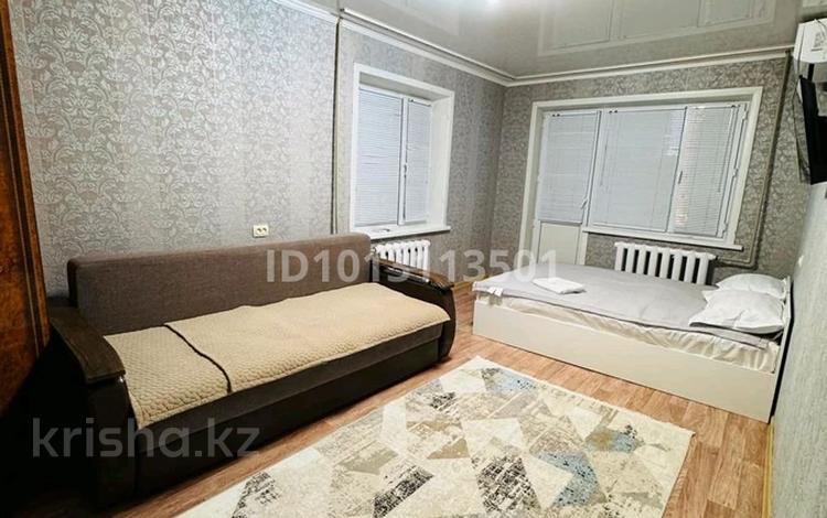 1-комнатная квартира · 40 м² · 4/5 этаж, Жидебай батыра 23 за 10 000 ₸ в Балхаше — фото 2