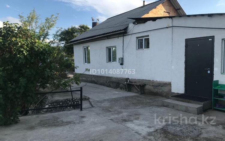 Отдельный дом · 3 комнаты · 100 м² · 6 сот., Биолог 61 — Арман за 17 млн ₸ в Байтереке (Новоалексеевке) — фото 2