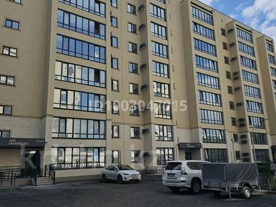 2-комнатная квартира · 89.1 м² · 3/9 этаж, мкр Омега, Есенжанова 3/3 за 25.4 млн 〒 в Уральске
