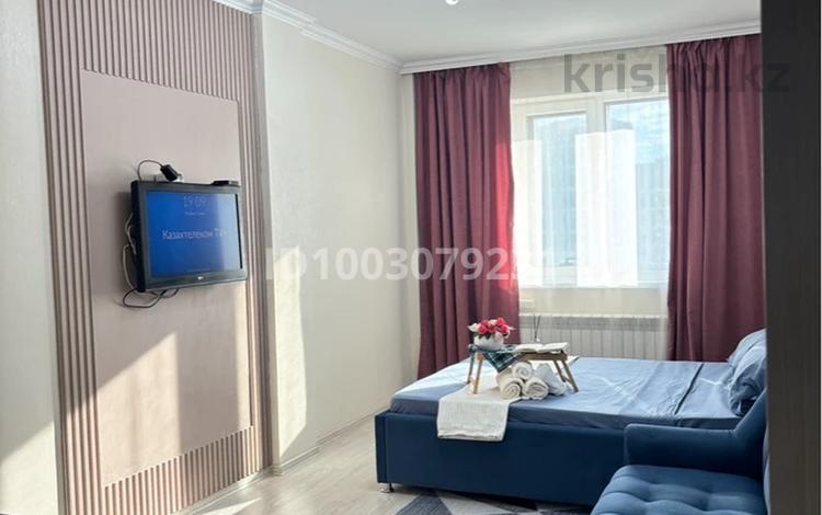 1-комнатная квартира · 40 м² · 12/12 этаж, Абикен Бектуров 3/1 за 13 000 〒 в Астане, Есильский р-н — фото 4