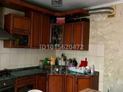 3-бөлмелі пәтер · 70 м² · 1/5 қабат, Ақсай-4 ш/а. 97, бағасы: 47 млн ₸ в Алматы, Ауэзовский р-н