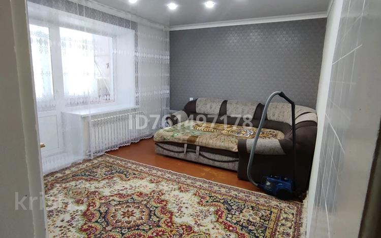 2-бөлмелі пәтер · 52 м² · 4/4 қабат, Лесная 8 — Находится возле старой поликлиники, бағасы: 10 млн ₸ в Макинске — фото 2