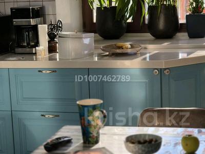 5-комнатная квартира · 235 м² · 5/5 этаж, мкр Шубар, Макатаева 7/3 за 2 млн 〒 в Астане, Есильский р-н