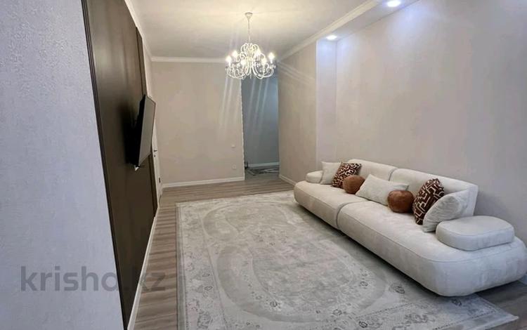 2-комнатная квартира · 65 м² · 11/17 этаж, Кунаева за 250 000 ₸ в Шымкенте, Аль-Фарабийский р-н — фото 2
