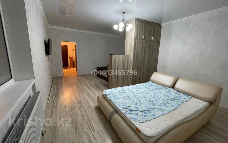 1-комнатная квартира · 54 м², Кенесары 8 за 29 млн ₸ в Астане, Сарыарка р-н — фото 2