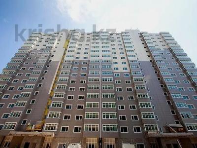 1-комнатная квартира · 45 м² · 5/17 этаж, мкр Мамыр-1 — Момышулы за 200 000 〒 в Алматы, Ауэзовский р-н