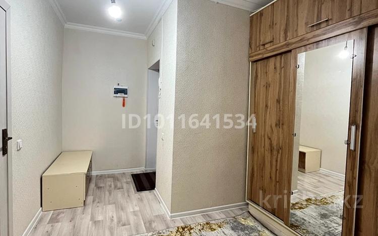 3-бөлмелі пәтер · 90 м², Жана кала 9 улица 17/3, бағасы: 30 000 ₸ в Туркестане — фото 2