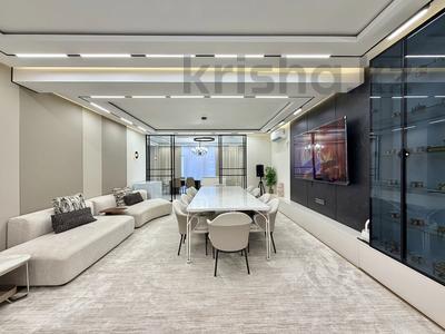 4-бөлмелі пәтер · 260 м² · 3/7 қабат, Достык 132 — Достык Плаза, бағасы: 3.5 млн ₸ в Алматы, Медеуский р-н