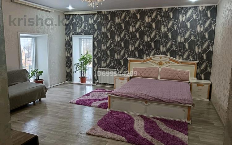Дом · 6 комнат · 455 м², 2 костанайская 62 а — Кобыланды батыра за 70 000 ₸ в Костанае — фото 2