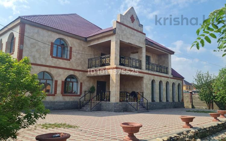 Отдельный дом · 6 комнат · 450 м² · 10 сот., Айтыкова 37/1 за 300 млн ₸ в Усть-Каменогорске, Ульбинский — фото 2