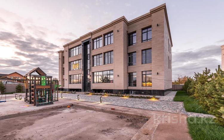 5-комнатная квартира · 200 м² · 2/3 этаж, Мугалжар 10 за 150 млн ₸ в Астане, Есильский р-н — фото 9