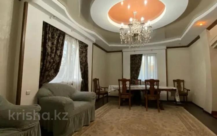 Отдельный дом · 5 комнат · 166.5 м² · 8 сот., Жамакаева за 130 млн 〒 в Семее — фото 18