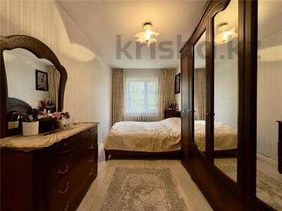 2-комнатная квартира · 44.4 м² · 3/5 этаж, Майкудук, 18й микрорайон 1 за 11.5 млн 〒 в Караганде, Алихана Бокейханова р-н