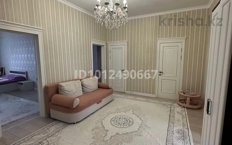 3-комнатная квартира · 150 м² · 2/5 этаж, мкр. Алтын орда, Батыс 2 мкрн 51б — Мустафа Шокая и Мангилик Ел за 390 000 ₸ в Актобе — фото 2