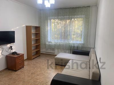 Аренда квартир в Алматы: 1-комнатная квартира · 39 м² · 2/5 этаж, мкр Аксай-4 — Момышулы Домостроительная за 200 000 〒 1-комнатная квартира · 39 м² · 2/5 этаж, мкр Аксай-4 — Момышулы Домостроительная за 200 000 〒 в Алматы, Ауэзовский р-н