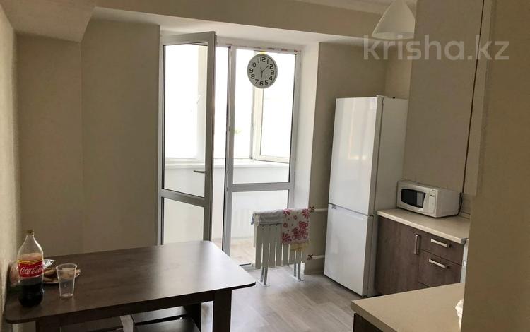 3-бөлмелі пәтер · 80 м² · 9/9 қабат, мкр Аксай-3Б — СРОЧНАЯ ПРОДАЖА!!!, бағасы: 38.5 млн ₸ в Алматы, Ауэзовский р-н — фото 6