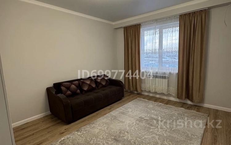 1-бөлмелі пәтер · 39 м² · 2/5 қабат, 20-й микрорайон 22, бағасы: 24.8 млн ₸ в Алматы, Алатауский р-н — фото 2