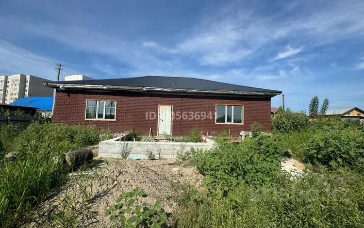 Отдельный дом · 5 комнат · 180 м² · 10 сот., Жазык 1 за 20 млн 〒 в Семее — фото 2