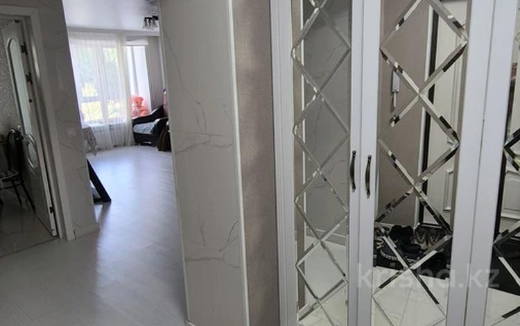 3-комнатная квартира · 90 м² · 2/5 этаж, Е319 за 60 млн ₸ в Астане, Есильский р-н — фото 2