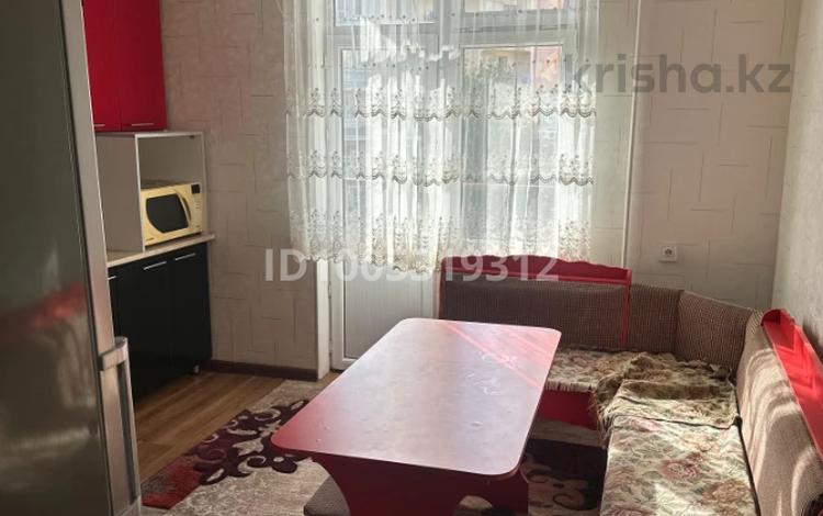 3-бөлмелі пәтер · 92.5 м² · 3/4 қабат, Нұрсәт ш/а 5, бағасы: 250 000 ₸ в Шымкенте, Каратауский р-н — фото 2