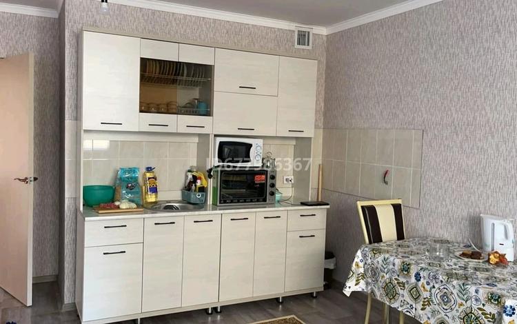 2-бөлмелі пәтер, 52 м², 3/12 қабат ай сайын, Жана қала 32/2, бағасы: 95 000 〒 в Туркестане — фото 7