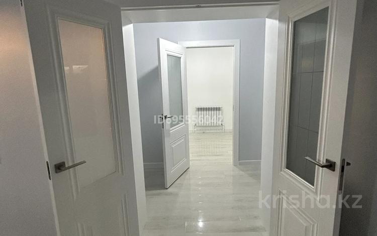 Отдельный дом · 8 комнат · 250 м² · 250 сот., Усманова 51 за 46 млн ₸ в Туркестане — фото 4