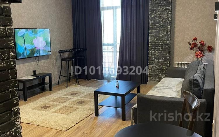 2-бөлмелі пәтер · 60 м² · 9/10 қабат, Жаңа қала ш/а., Комисарова 10/3, бағасы: 25 000 ₸ в Караганде, Казыбек би р-н — фото 2