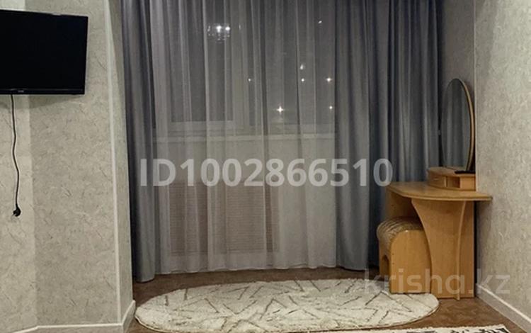 2-комнатная квартира · 68 м² · 6/9 этаж, 27-й мкр 57 — Возле мечети, рядом есть супермаркет Анвар за 12.8 млн 〒 в Актау — фото 2