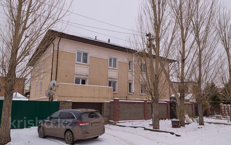 Отдельный дом • 11 комнат • 725 м² • 16 сот., Хантау 12 за 145 млн 〒 в Астане, Алматы р-н — фото 20