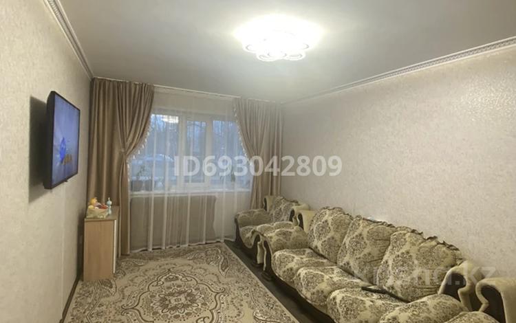 2-комнатная квартира, 43 м², 1/5 этаж, Абая 39 за 13 млн 〒 в Экибастузе — фото 2