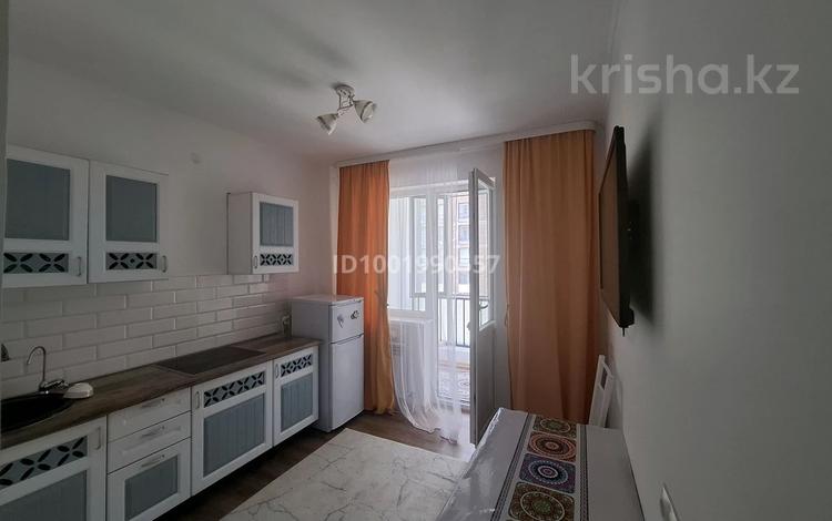 1-комнатная квартира · 36.3 м² · 3/9 этаж, Е-10 11 — ТРЦ "Хан Шатыр", "Fitness Palace", Парком влюбленных и театром "Астана,Поблизости есть несколько кафе и ресторанов, школы, а также Казахский университет технологии и бизнеса. В радиусе одного километра находится престижная гимназия и лицей. за 200 000 ₸ в Нура р-н — фото 17