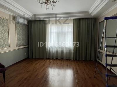 Отдельный дом · 6 комнат · 280 м², мкр Акбулак, Жумабаева 46 за 500 000 〒 в Таразе