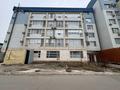 3-комнатная квартира, 127.2 м², 4/6 этаж, Сатпаева 39В за 35 млн 〒 в Атырау — фото 9