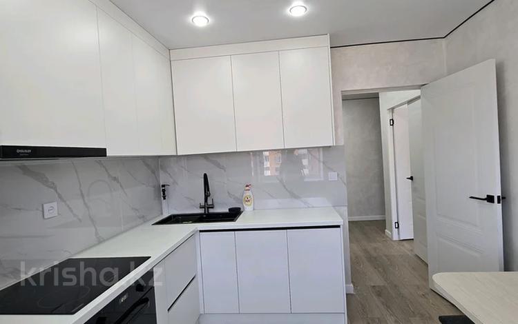 3-бөлмелі пәтер · 75 м² · 7/9 қабат, Азербаева 10, бағасы: 44 млн ₸ в Астане, Сарайшык р-н — фото 2