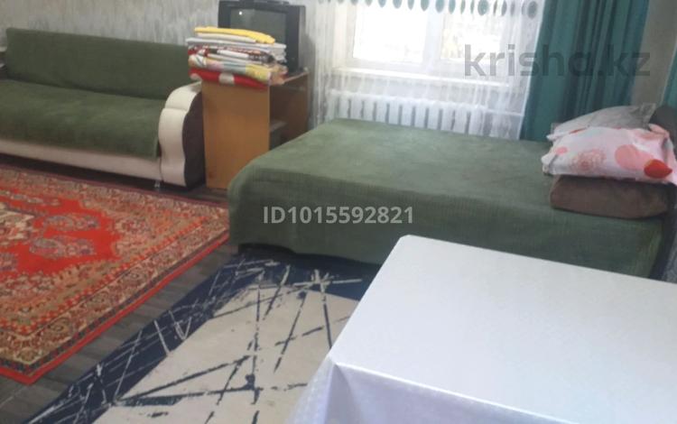 1-комнатная квартира · 32 м² · 1/5 этаж, Амре кашаубаева 10 за 2 500 ₸ в Усть-Каменогорске, Ульбинский — фото 2