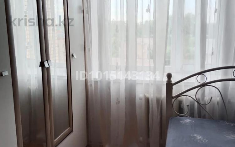 3 комнаты · 58 м² · 5/9 этаж, Курмангазы 210 — Вокзал за 45 000 ₸ в Уральске, мкр Школьник — фото 2