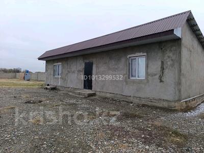 Жеке үй · 3 бөлме · 43 м² · , Жаубасар 74, бағасы: 11 млн ₸ в Жамбылской обл., Байзак