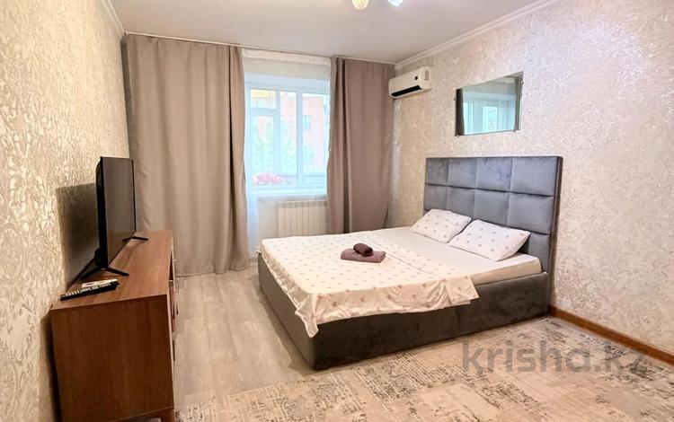 1-комнатная квартира · 55 м² · 2/10 этаж, мкр 12 39 А — Бокенбай батыра за 11 000 ₸ в Актобе — фото 2