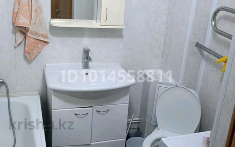 1-комнатная квартира · 47 м² · 7/10 этаж, Гагарина 1/4 — Район ТЭЦ, остановка 22-я школа за 120 000 ₸ в Уральске — фото 2