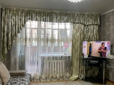 Пәтерлер в Абай обл.: 2-бөлмелі пәтер · 50 м² · 1/2 қабат, Восточный правый Квартал Б — Пос Восточный правый, бағасы: 120 000 〒 2-бөлмелі пәтер · 50 м² · 1/2 қабат, Восточный правый Квартал Б — Пос Восточный правый, бағасы: 120 000 〒 в Семее