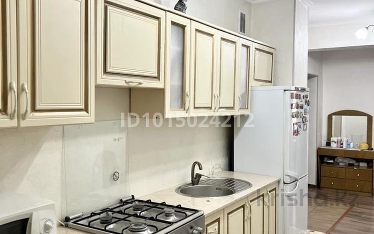 3-комнатная квартира · 61 м² · 1/5 этаж, мкр Акбулак, улица Байзак батыра 185 — проспект Абая и Байзак батыра за 27 млн ₸ в Таразе — фото 2