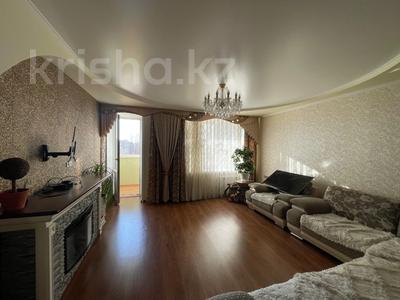 2-комнатная квартира · 78 м² · 3/9 этаж, Назарбаева за 45.5 млн 〒 в Петропавловске