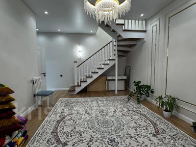5-бөлмелі пәтер · 133.7 м² · 5/6 қабат, Алтын Орда (бывш Батыс-2), бағасы: 45 млн ₸ в Актобе