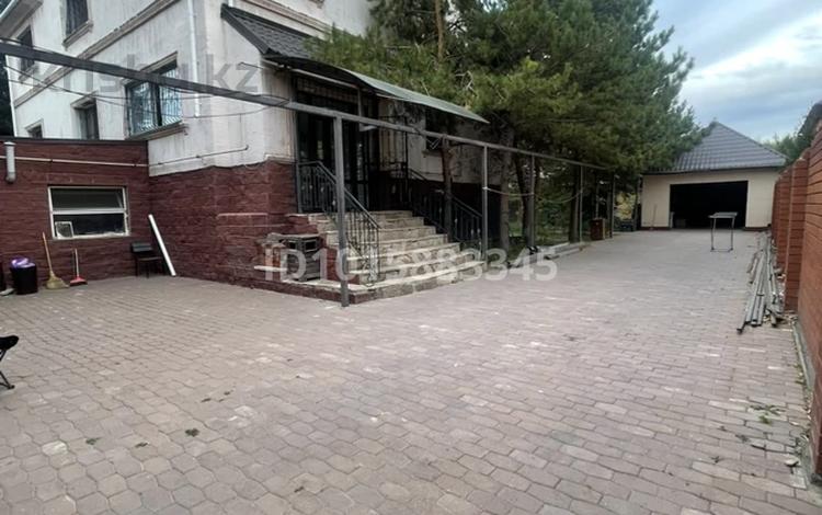 Жеке үй · 13 бөлме · 500 м² · 10 жүзд., Тулкибас 52, бағасы: 3.2 млн ₸ в Астане, Алматы р-н — фото 2