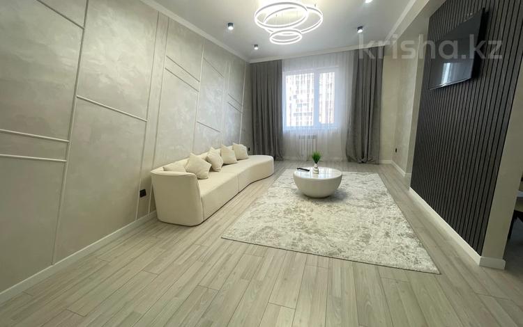 2-комнатная квартира · 67.7 м² · 11/16 этаж, мкр Юго-Восток, Шахтеров 46/1 за 38.9 млн 〒 в Караганде, Казыбек би р-н — фото 2