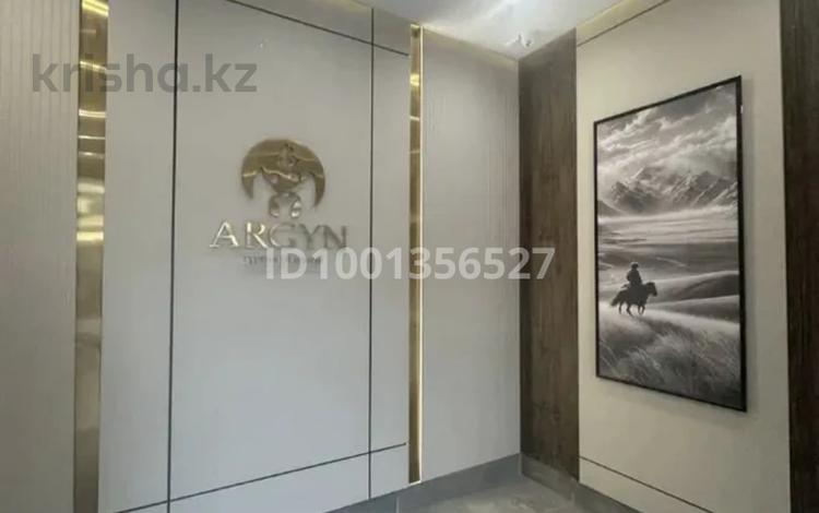 2-комнатная квартира · 57 м² · 12/13 этаж, ​Улица Карбышева 4/3 за 26 млн ₸ в Караганде, Казыбек би р-н — фото 8