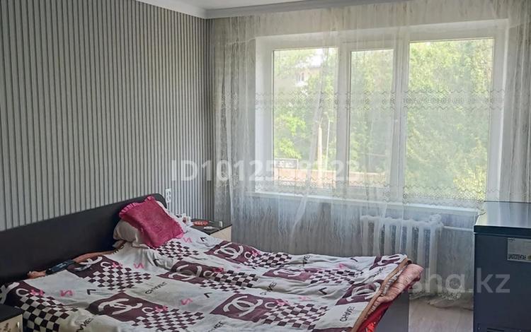 3-комнатная квартира · 62 м² · 4/5 этаж, мкр Салтанат 19 за 17 млн ₸ в Таразе — фото 2
