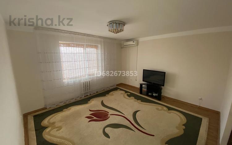 3-бөлмелі пәтер · 83 м² · 2/5 қабат, 21-й мкр 37 — Приозерного, бағасы: 21 млн ₸ в Актау — фото 2